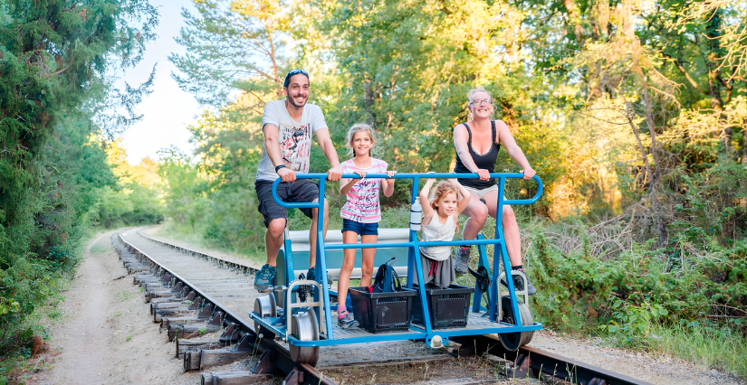 Des parcours unique pour découvrir Chauvigny et ses environs au Vélorail de Chauvigny