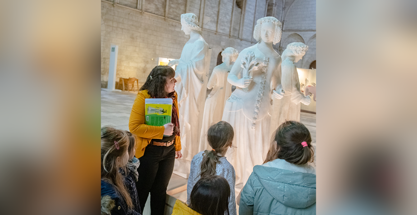 Atelier "Croq’Palais : Dress code à la cour de Jean de Berry" au Palais de Poitiers