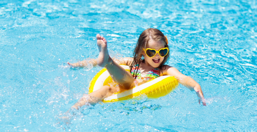 Jeux waterproof au Centre aquatique GâtinéO de Parthenay