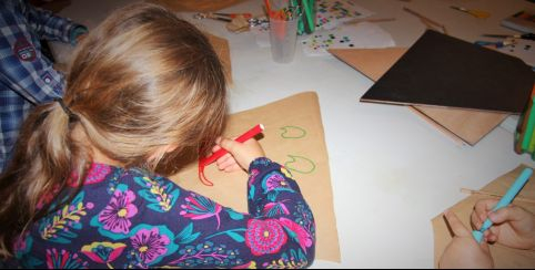 Atelier "Mon premier cerf-volant" à l'Espace Mendès France de Poitiers